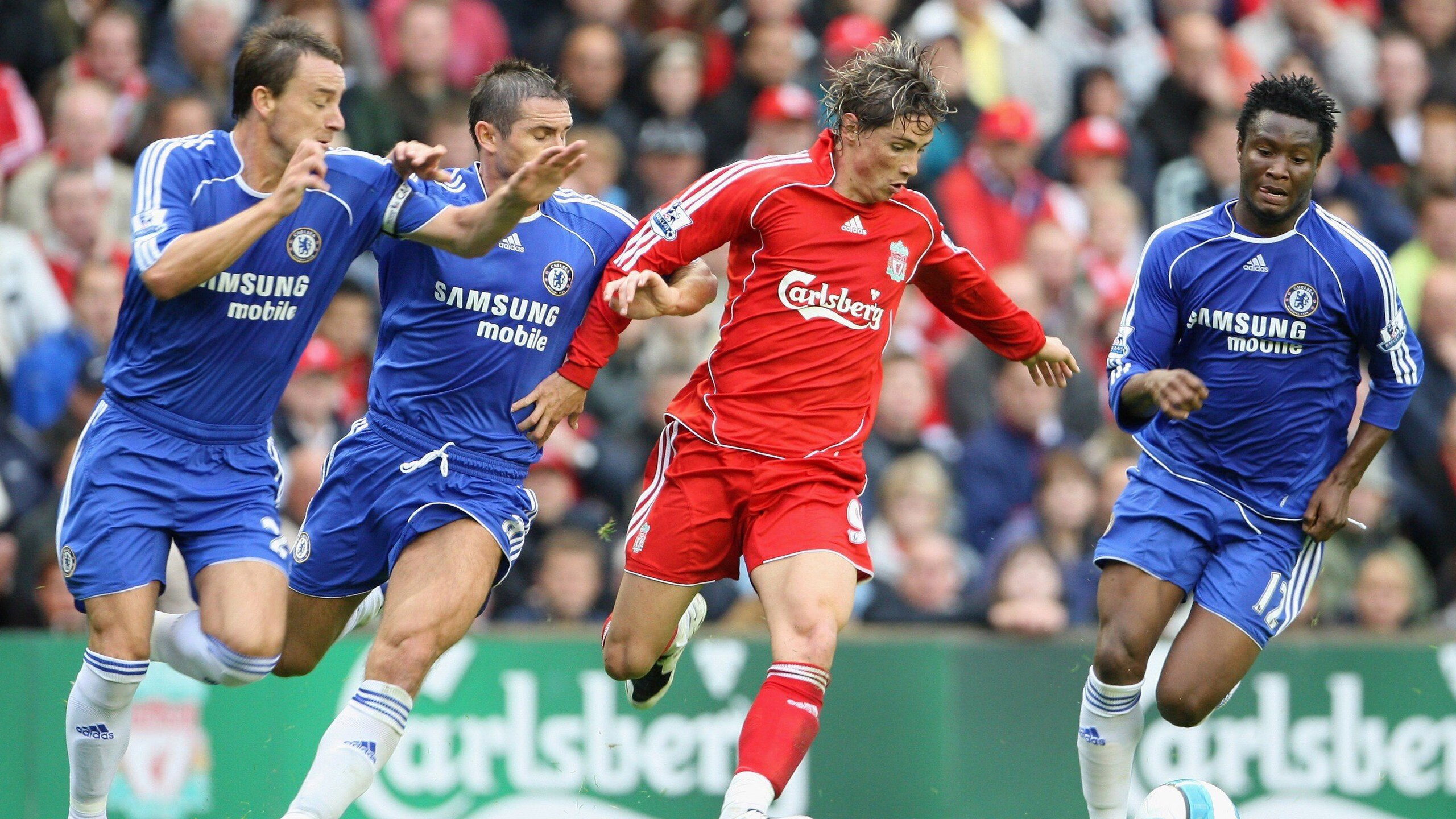 钻石联赛常规赛对决在即！皇家马德里演练定位球，曼城密集防守应对-爱游戏登入